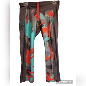 Women's Under Armour heat gear leggings